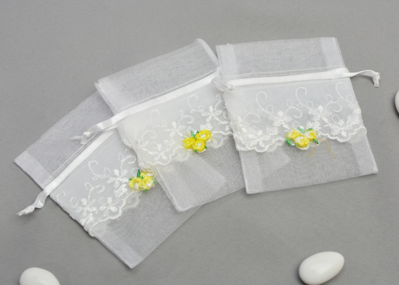 Flowers on Lace Bag | Set of 10